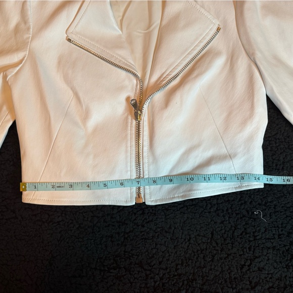 White cropped genuine Leather moto jacket - Picture 10 of 15